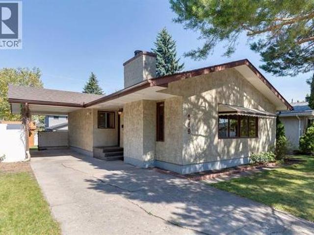 House for sale in Willow Park, Calgary