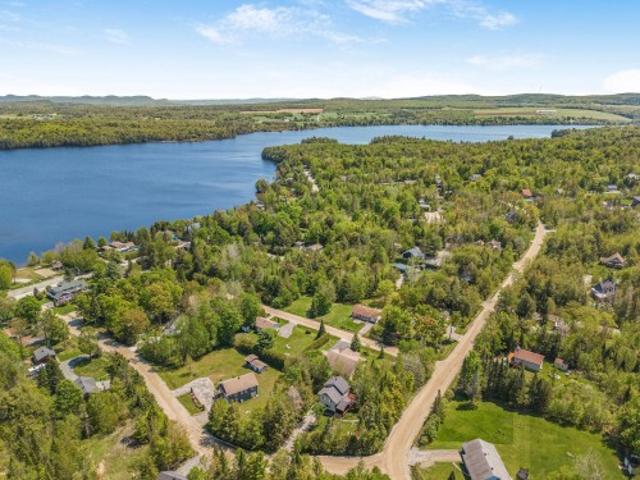House for sale in Memphrémagog, Quebec