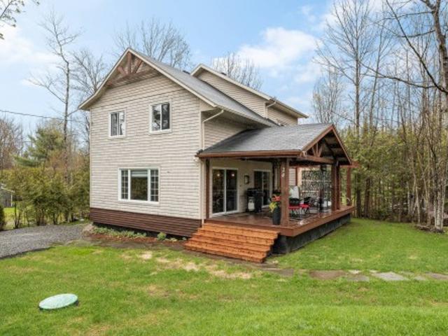 House for sale in Memphrémagog, Quebec