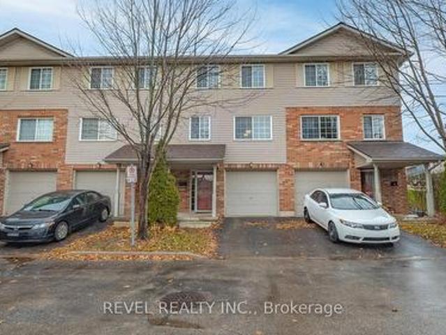 Townhouse for sale in Cambridge, Ontario