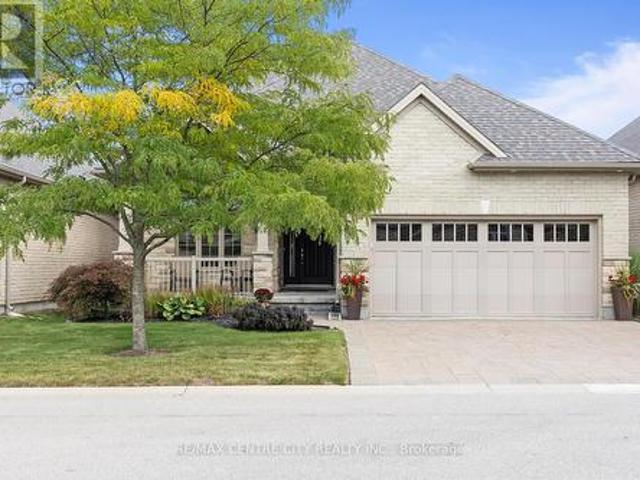 Condo for sale in Arva, Ontario