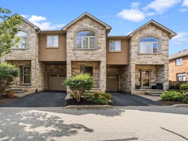 Condo for sale in Burlington, Ontario