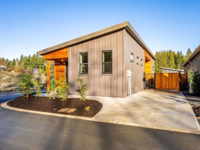 House for sale in Cumberland, British Columbia
