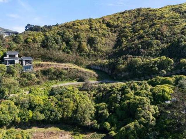 Land for sale in Ngauranga, Wellington