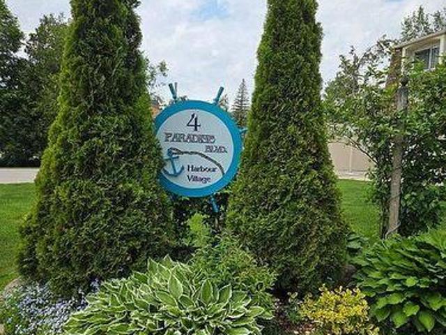 Townhouse for sale in Ramara, Ontario