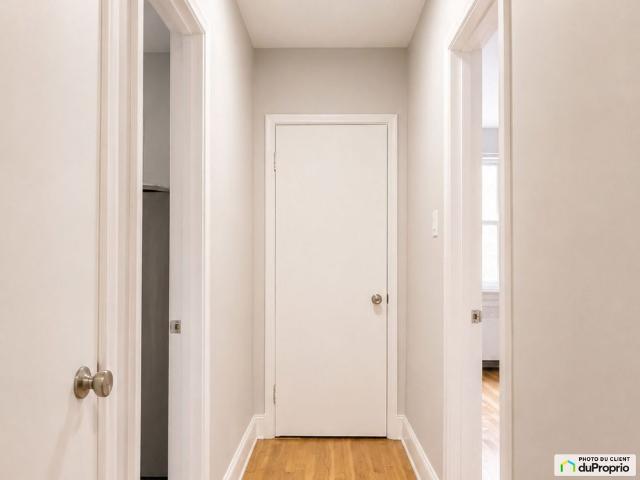 Apartment for rent in Côte-Saint-Luc, Montréal (région administrative)