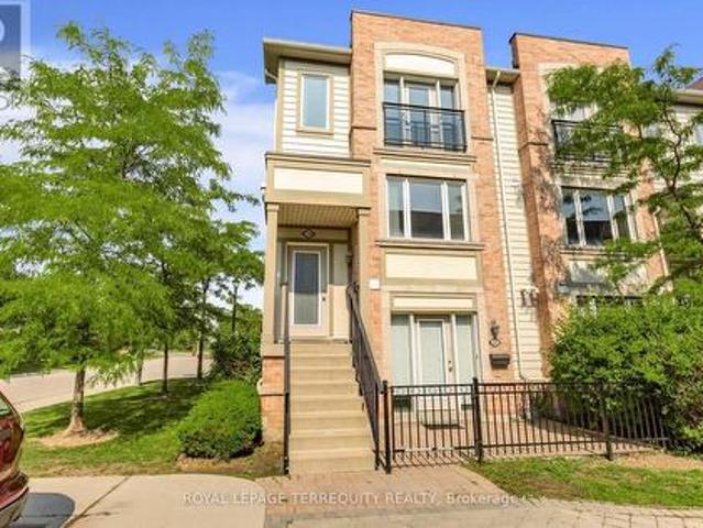 Townhouse for sale in Mississauga, Ontario