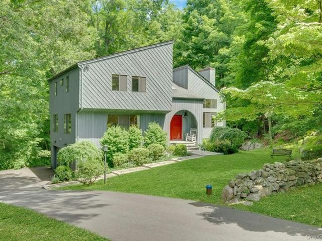 House for sale in Bedford, New York