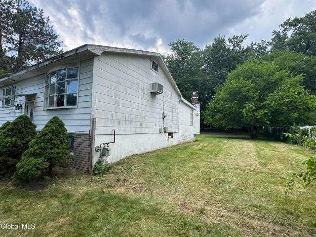 House for sale in Colonie, New York