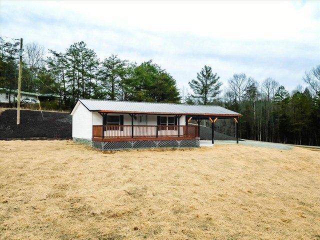 House for sale in Williamsburg, Kentucky
