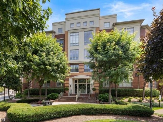 Condo for sale in Hudson, New Jersey