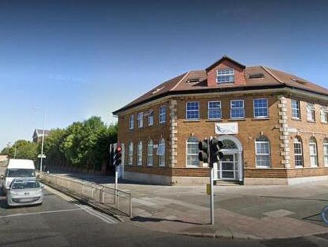 House for sale in Calderstones
