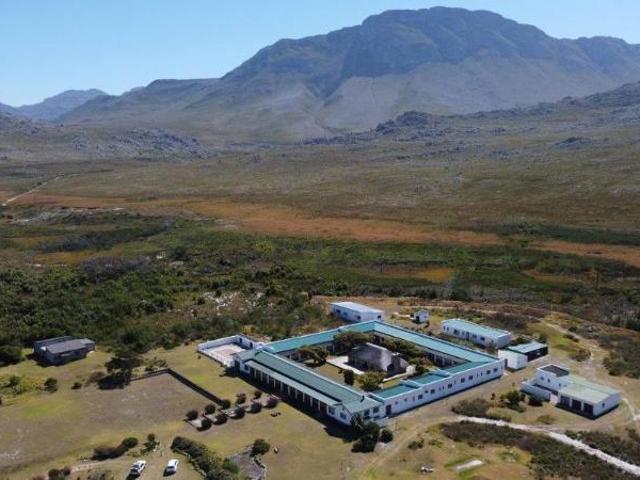 House for sale in Baardskeerdersbos, Western Cape