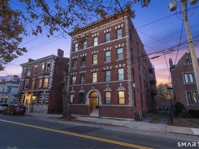 House for sale in Wooster Square Historic District, New Haven