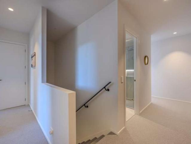 Townhouse for sale in Otakou