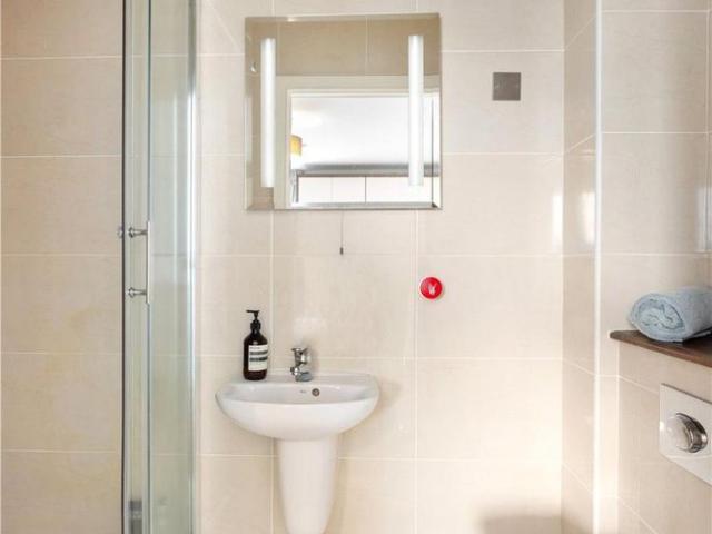 Apartment to rent in Dun Laoghaire