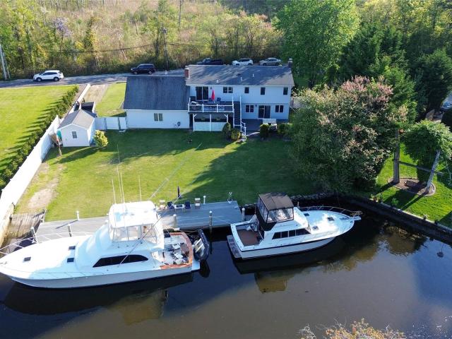 House for sale in Bohemia, New York