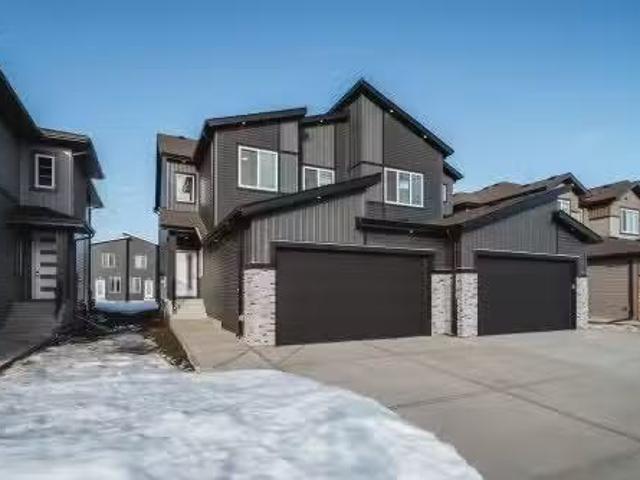 House for sale in Fort Saskatchewan, Alberta