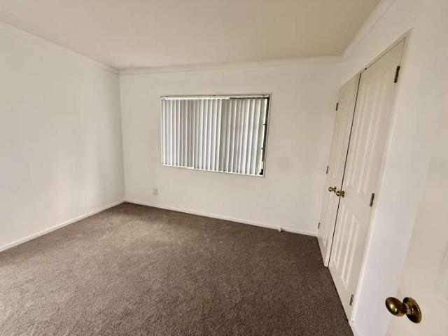 House for rent in Paremoremo