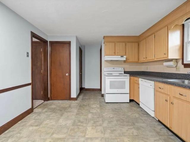 Townhouse for rent in Avon
