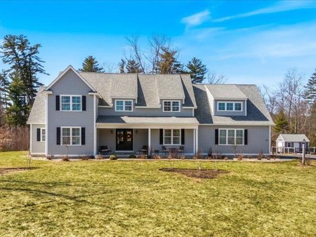 House for sale in New Hampshire