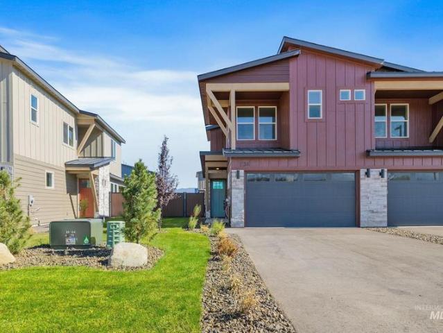 Townhouse for sale in Cascade