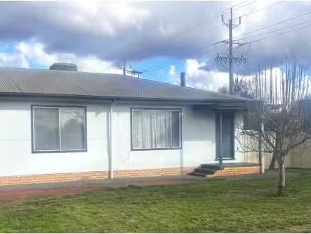 House for rent in Griffith, Griffith City Council