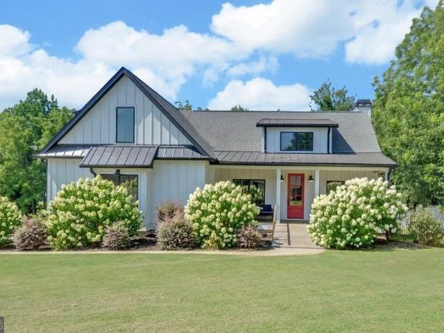 House for sale in Bowersville, Georgia