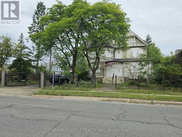 Commercial for sale in Niagara, Ontario