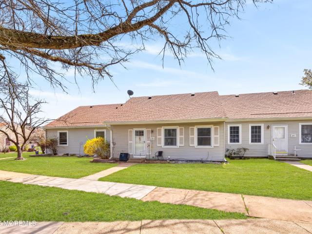Condo for sale in Monmouth, New Jersey