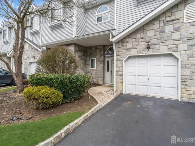 Townhouse for sale in Cliffwood, New Jersey