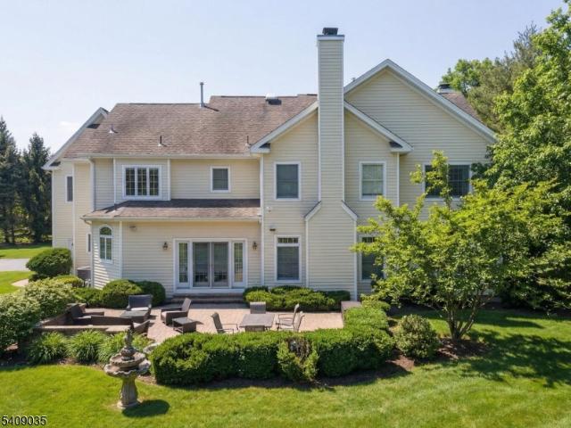House for sale in Liberty Corner, New Jersey