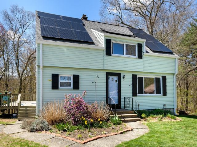 Property for sale in North Oxford, Massachusetts