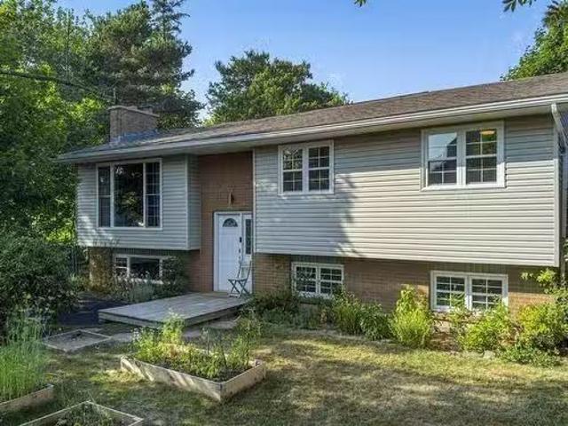 House for sale in Cole Harbour, Nova Scotia