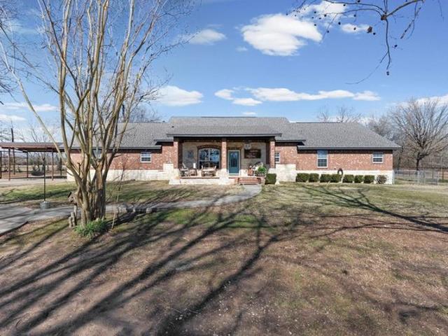 House for sale in Titus, Texas