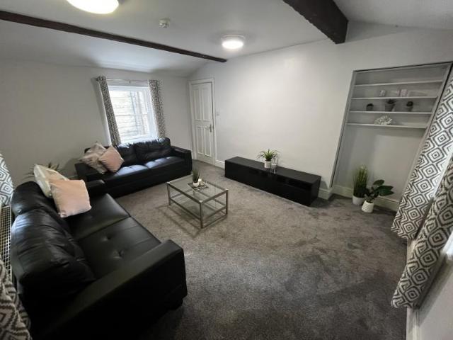 House for rent in Hyde Park, West Yorkshire