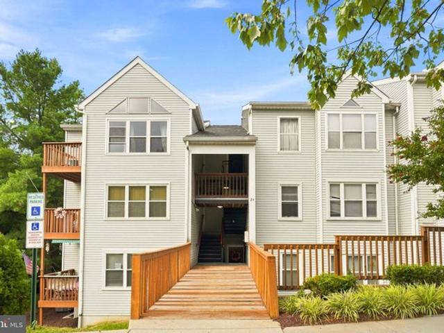 Condo for sale in Gibsonton, Maryland