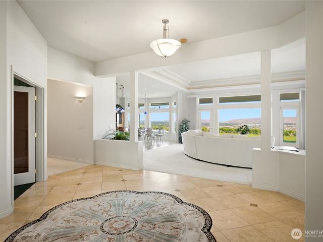 House for sale in Washington