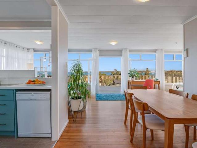 House for sale in Whangaparaoa
