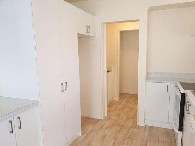 Townhouse for rent in Glen Eden, Waitākere Ranges