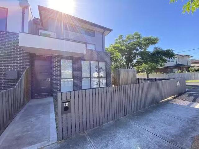 House for rent in West Footscray