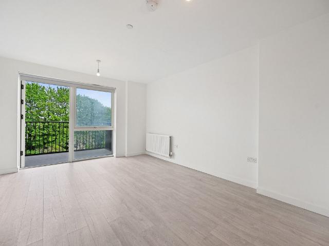 Apartment for rent in Hayes, Greater London