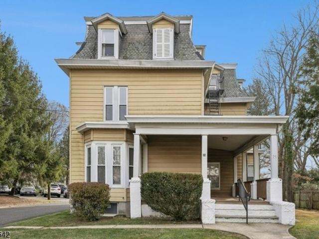 House for sale in Summit, New Jersey
