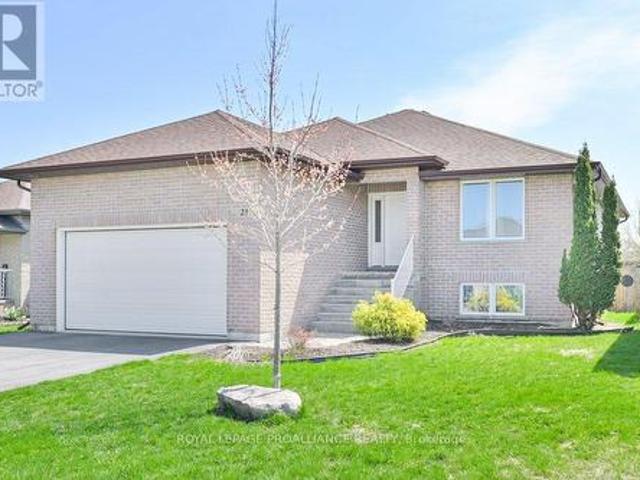 House for sale in Quinte West, Ontario