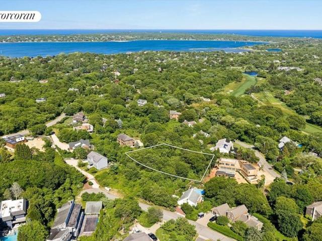 Land for sale in Wainscott, New York