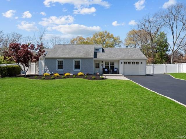 House for sale in Centereach, New York