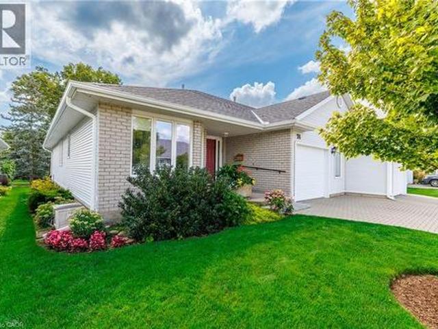 Condo for sale in Niagara, Ontario