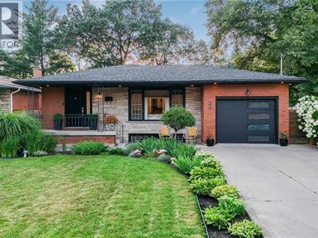 House for sale in Ancaster, Ontario