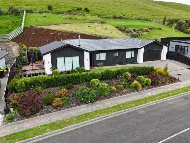 House for sale in Tasman
