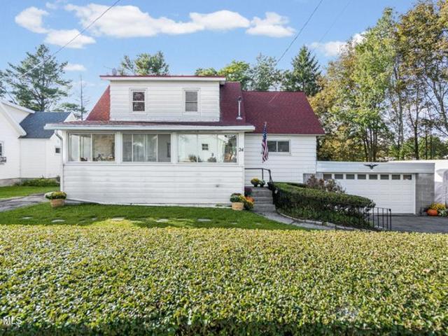 House for sale in The Meadows of North Greenbush, City of Troy